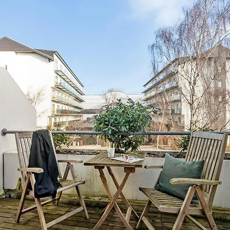 Apartment 1 Bedroom In *